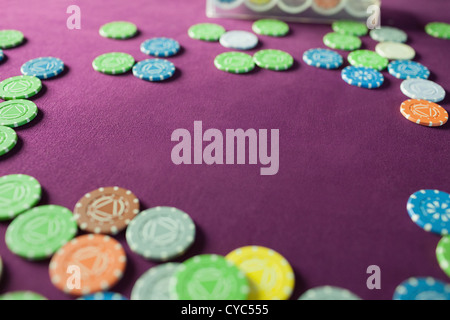 Bunte Poker in einem Casino-chips Stockfoto