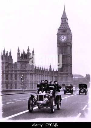1903-Peerless fährt über Westminster Bridge in London, Brighton Veteran Auto laufen Stockfoto