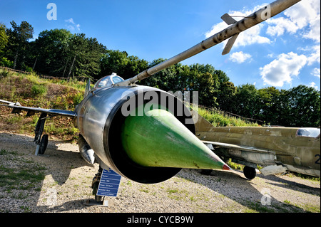 Burg-MIG Kämpfer Sammlung an Savigny Les Beaune, Burgund, Frankreich. Stockfoto