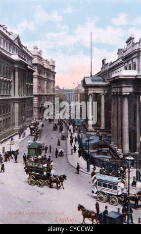 St Martins Le-Grand City of London 1900er Jahre Das GPO. General Post Office Pferdebusse von Pferden gezogene Omnibusleute, die auf der Straße laufen. Stockfoto