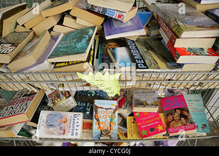 Gebrauchte Bücher zum Verkauf. Stockfoto