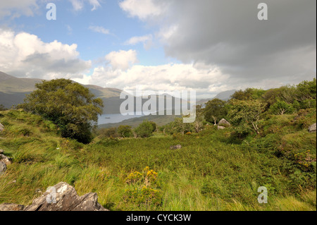 Einen schönen Ausblick auf die Seen von Kerry (Irland) Stockfoto