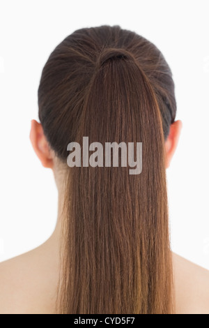Frau mit langen braunen Haaren Stockfoto