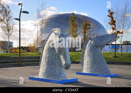 Das Helix-Pferd-Skulpturen in Miniatur bei Pacific Quay, Glasgow, Schottland, UK Stockfoto