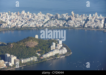 Ansicht von Ipanema und Lagoa Rodrigo de Freitas, Rio De Janeiro, Brasilien Stockfoto