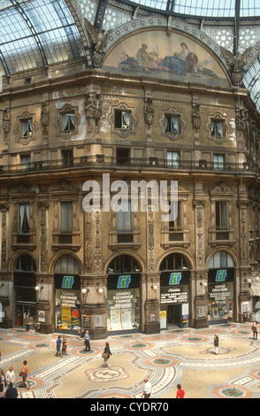 DAS GALLERIA VITTORIA MAILAND ITALIEN Stockfoto