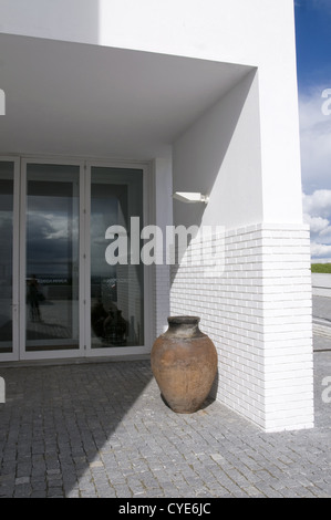 Adega Bürgermeister Weingut, von Siza Vieira entworfen. Alentejo, südlich von Portugal. Stockfoto