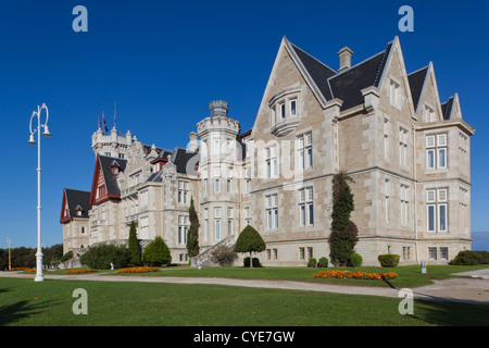 Spanien, Region Kantabrien, Cantabria Provinz, Santander, Peninsula De La Magdalena, Palacio De La Magdalena Stockfoto