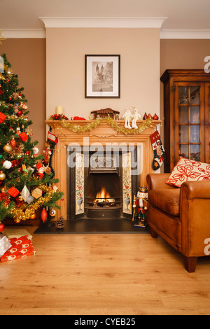 Weihnachts-Szene in einem Wohnzimmer mit Exemplar Stockfoto