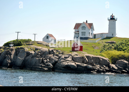 Nubble im Sommer - Cape Neddick Lighthouse in Maine, USA Stockfoto