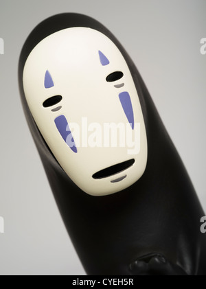 No-Face Spielzeug aus Anime-Film Spirted entfernt / Sen, Chihiro, unter der Regie von Hayao Miyazaki, produziert von Studio Ghibli Stockfoto