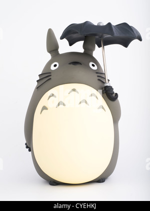 Totoro Spielzeug von Anime-Film Tonari keine Totoro / mein Nachbar Totoro, unter der Regie von Hayao Miyazaki, produziert von Studio Ghibli Stockfoto