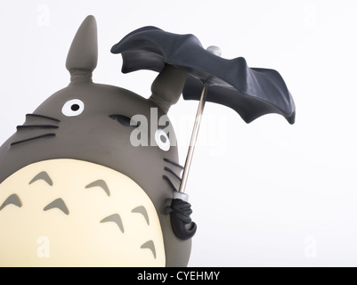 Totoro Spielzeug von Anime-Film Tonari keine Totoro / mein Nachbar Totoro, unter der Regie von Hayao Miyazaki, produziert von Studio Ghibli Stockfoto