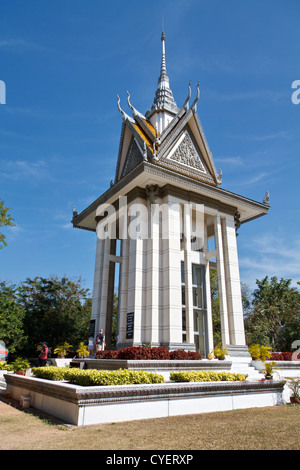 Gebäude der Gedenkstätte auf dem Gelände der Killing Fields Museum in Choeung Ek in der Nähe von Phnom Penh, Kambodscha Stockfoto