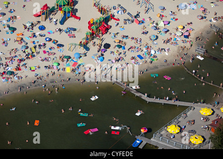 Die Niederlande Hilvarenbeek. Amusement Park und Spielplatz namens Speelland Beekse Bergen. Luft. Stockfoto