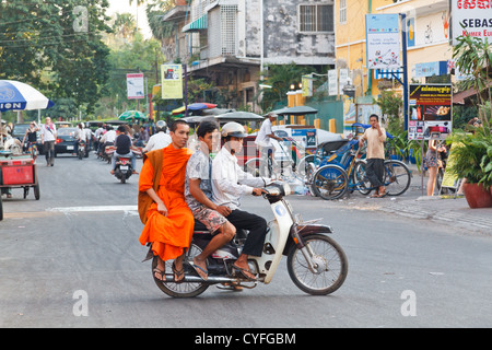 Typische Street Life in Phnom Penh, Kambodscha Stockfoto