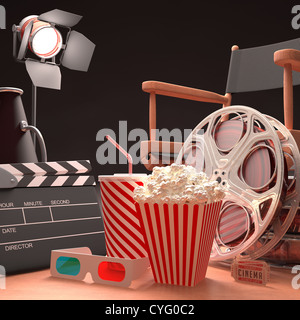 Objekte der Filmindustrie, das Konzept des Kinos. Stockfoto