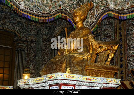 Das Grab und letzte Ruhestätte Plave Khai Dinh, Kaiser von Vietnam von 1916 bis 1925, Hue, Vietnam Stockfoto