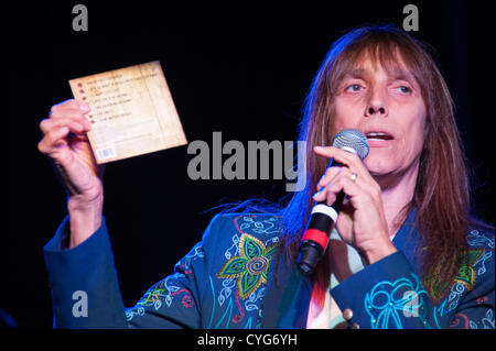 LINCOLN, CA – November 3: Jeff Keith Anounces seine neue CD Jeff Keith und Country-Musik-Freunde bei der Donner in der November-Liebe für Placer County 10-35-Stiftung im Thunder Valley Casino Resort in Lincoln, Kalifornien am 3. November 2012 fahren Stockfoto