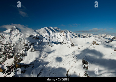 Schweizer Alpen, Berner Oberland. Aussicht vom Piz Gloria auf dem Schilthorn-Berg Stockfoto