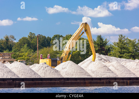Unsere, VIRGINIA, USA - Schotter und Sand am Occoquon River. Stockfoto