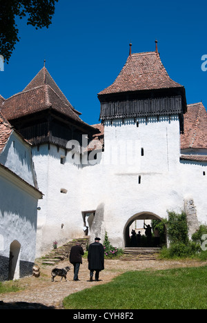 Deutsch-Weißkirch, Wehrkirche in Rumänien Stockfoto
