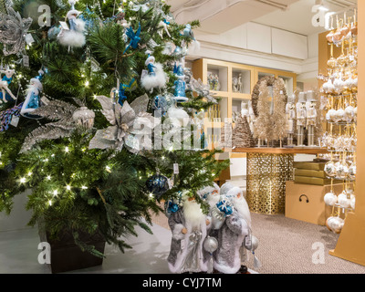 Herrn & Taylor, Urlaub Display, Flagship-Store, 424 Fifth Avenue, New York Stockfoto