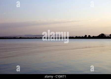 Tana-See bei Sonnenuntergang, Äthiopien, Afrika Stockfoto