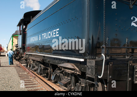 USA, Nevada. Alte Dampflok an historischen Gold Hill train Station Virginia CIty, Nevada. Stockfoto