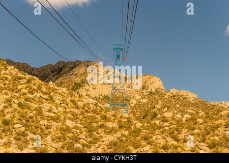 Sandia Peak Aerial Tramway am Sandia Peak im Cibola National Forest in Albuquerque, New Mexico. Stockfoto