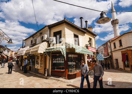 Menschen bei Carsija Bezirk-alte Basar in Skopje, Mazedonien Stockfoto