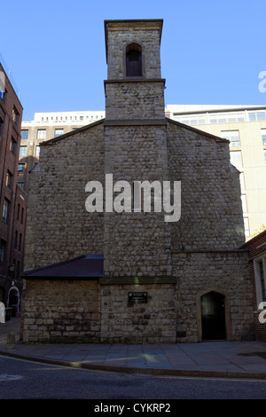 Das Savoy Kapelle, leicht östlich der renommierte Savoy Hotel in London. Stockfoto