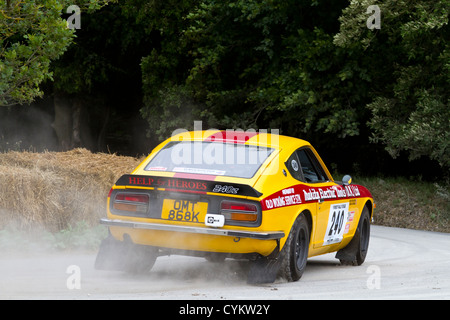 1972-Datsun 240Z mit Fahrer Kevin Bristow auf die 2012 Goodwood Festival of Speed, Sussex, England, UK. Stockfoto