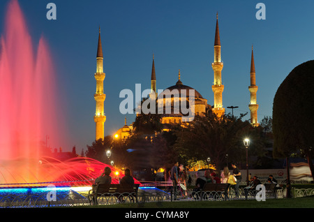 Abend in der blauen Moschee, Fatih, Sultanahmet, Istanbul, Türkei Stockfoto