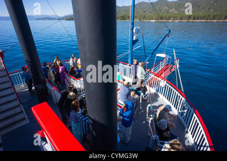 Lake Tahoe - Kreuzfahrt auf der MS Dixie II Schaufelrad-Dampfer. Stockfoto