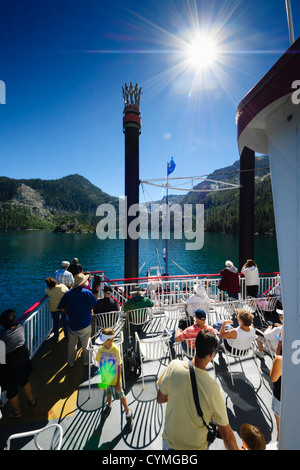 Lake Tahoe - Kreuzfahrt auf der MS Dixie II Schaufelrad-Dampfer. Stockfoto