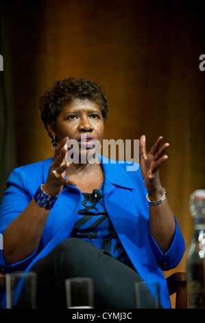 Autorin und Journalistin Gwen Ifill spricht bei einem Texas Tribune-Event an der University of Texas at Austin Mitte September. Stockfoto