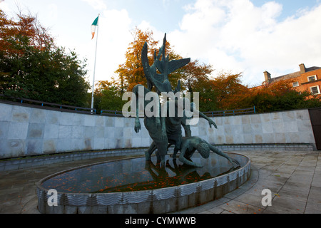 Kinder von Lir Skulptur im Garten des Gedenkens Dublin Irland Stockfoto