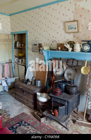 Arnol Cottage. Zeitraum Einrichtung in historischen Cottage Museum. Insel Lewis Stockfoto