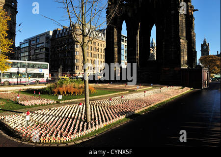 8. November 2012, Edinburgh, Schottland - Garden of Remembrance neben dem Scott Monument in den Princes Street Gardens anlässlich der diesjährigen Mohn Appell Stockfoto