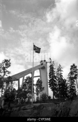 Der Holmenkollen Sprungschanze in Oslo, Norwegen, 1958. Stockfoto