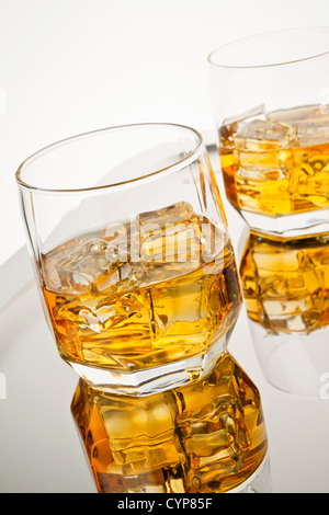Whisky auf Eis. Stockfoto