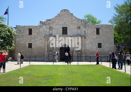 Die Kapelle der Alamo Mission in der Innenstadt von San Antonio, Texas, USA. Stockfoto