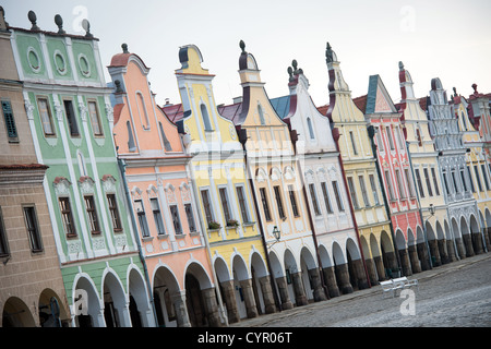 Fassade der Renaissance und des Barock Häuser in Telc, Süd-Mähren, Tschechische Republik - UNESCO Weltkulturerbe Stockfoto