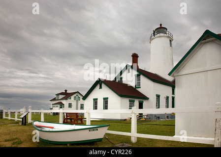 WA05779-00... WASHINGTON - der neue Dungeness Leuchtturm Dungeness Spit in die Strait Of Juan De Fuca. Stockfoto