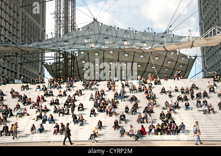 Paris La Defense The Great La Grande Arche von Otto von Spreckelsen Frankreich Stockfoto