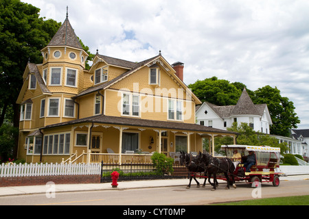 Historisches Haus auf Mackinac Insel im Lake Huron, Michigan, USA. Stockfoto