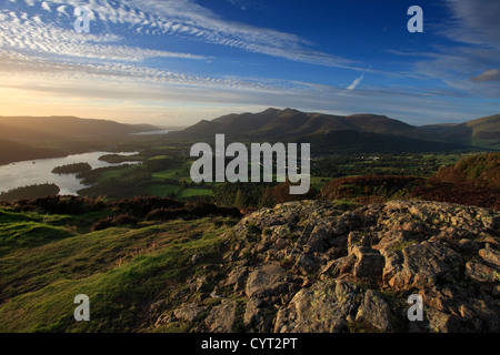 Gipfel von Walla Felsen in der Nähe von Keswick, Nationalpark Lake District, Grafschaft Cumbria, England, UK Stockfoto