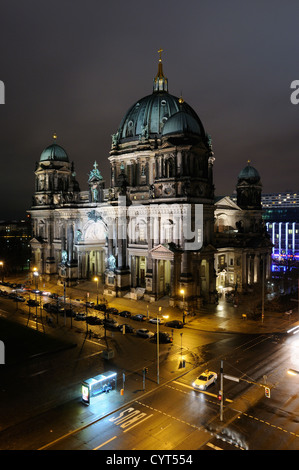 Berliner Dom, Berliner Dom mit Lustgarten Square bei Nacht, Berlin, Deutschland, Europa Stockfoto