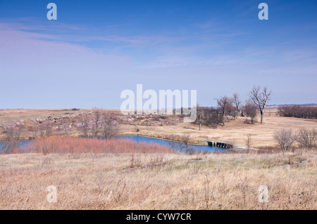 Mound Untersee und Prärie im Blue Mounds State Park außerhalb Luverne Minnesota Stockfoto